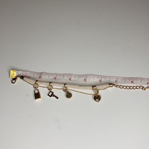 White and gold charms Bracelet - Picture 2 of 4